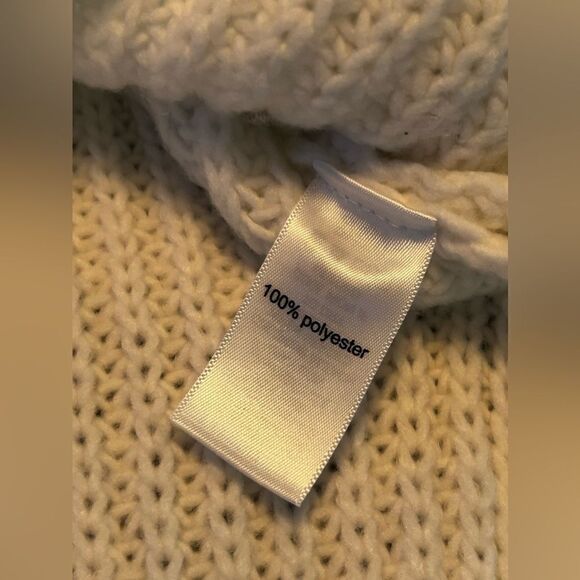 Maurices White Fair Isle Sleeve Sweater Small oversized NWT - Picture 5 of 11